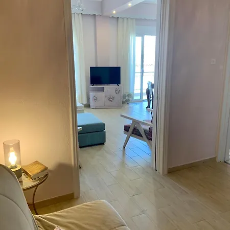 Katia Sea View Apartment! Αντίκυρα