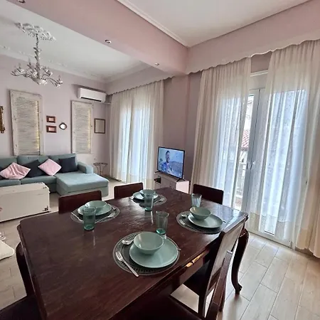 Διαμέρισμα Katia Sea View Apartment! Αντίκυρα