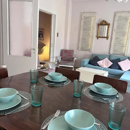 Katia Sea View Apartment! Αντίκυρα